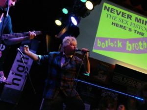 bollock_brothers_exil_4