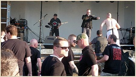 darkmen-live-ebm Darkmen live auf dem FT 8